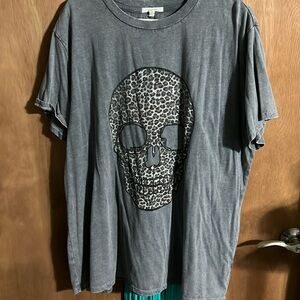 Maurices Charcoal Leopard Skull Graphic Tee